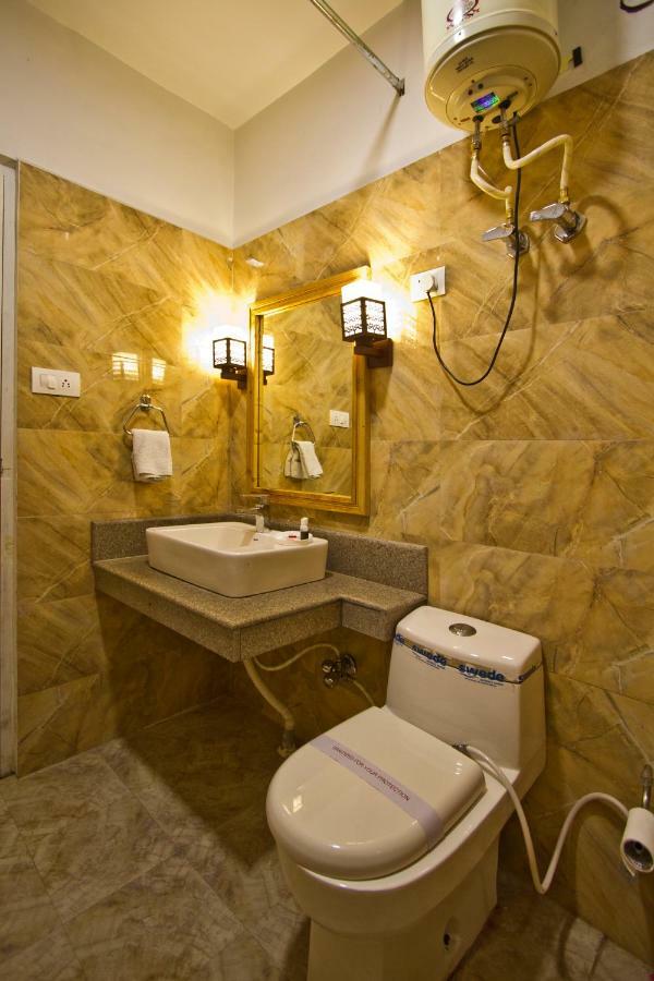 Holiday Bnb Manali Exterior foto